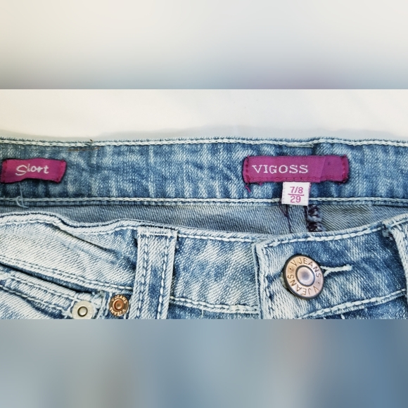 Vigoss Distressed Frayed Hem Shorts - Picture 4 of 9